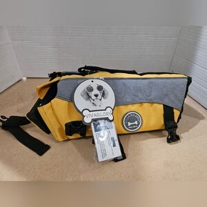 Vivaglory Dog Lifejacket. Size Small. Sell On Amazon34.99 (Bin19)